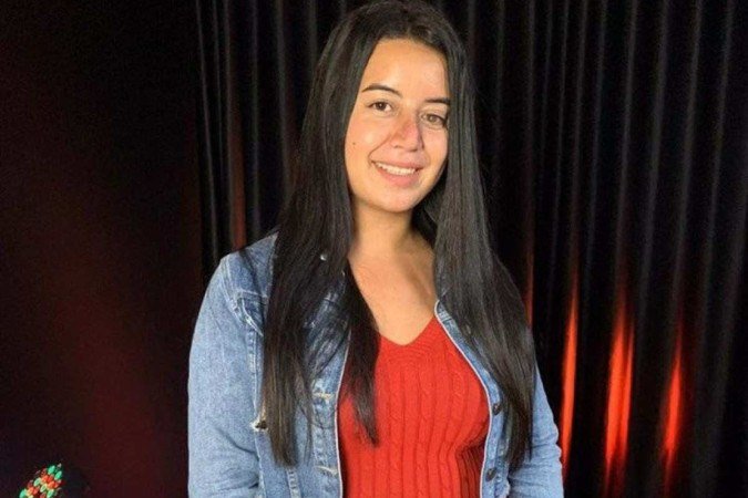 Luana Farias Rocha deixou o trabalho como cobradora de ônibus para assumir cargo no Tribunal de Justiça de São Paulo -  (crédito: Arquivo Pessoal)