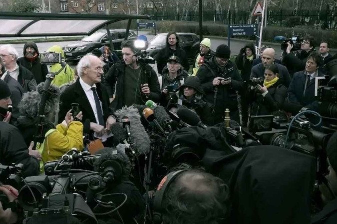 Ithaka: a luta de Assange