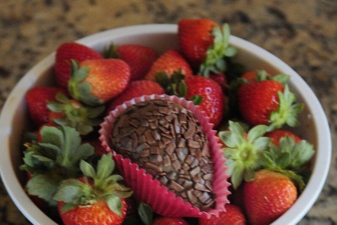  18/08/2023. Crédito: Minervino Júnior/CB/D.A Press. Brasil.  Brasilia - DF. Plantação de morangos em Brazlândia preparativos para a festa do Morango. Doces e geléia de Morango