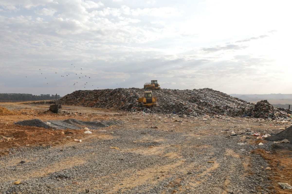 Começaram novas obras de ampliação do Aterro Sanitário de Brasília