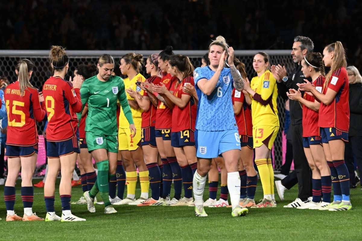 Gol e melhores momentos Espanha x Inglaterra pela Copa do Mundo Feminina  (1-0)