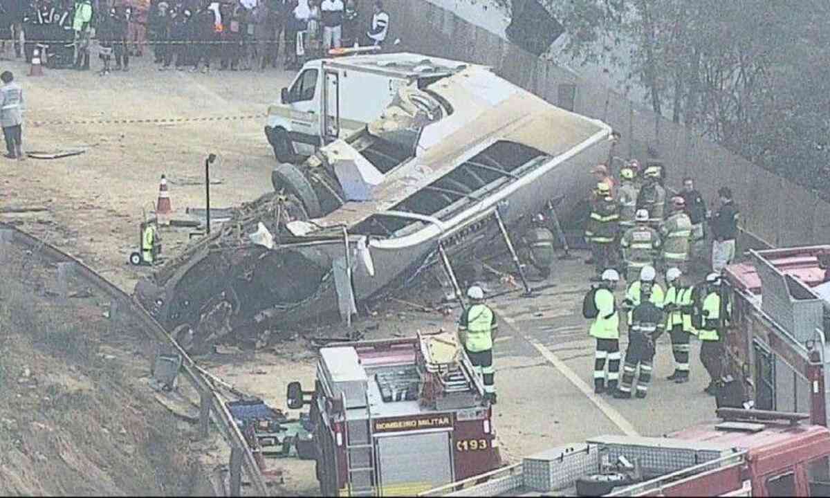 De acordo com dados atualizados da Polícia Rodoviária Federal (PRF), entre 2020 e 2023, o Km 526 foi o segundo mais mortal da rodovia -  (crédito: Reprodução/Redes Sociais)