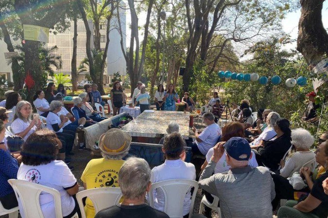  20/08/2023 Crédito: Eduardo Fernandes/CBPress-  Comemoração de 49 anos da Associação Being Tao. Roda de conversa