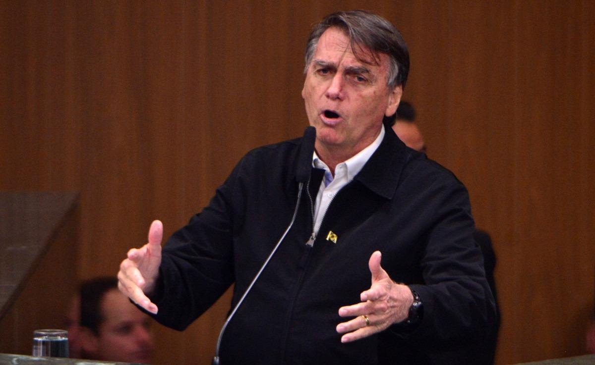 Bolsonaro enfrenta, nesta terça-feira, novo julgamento no TSE; entenda