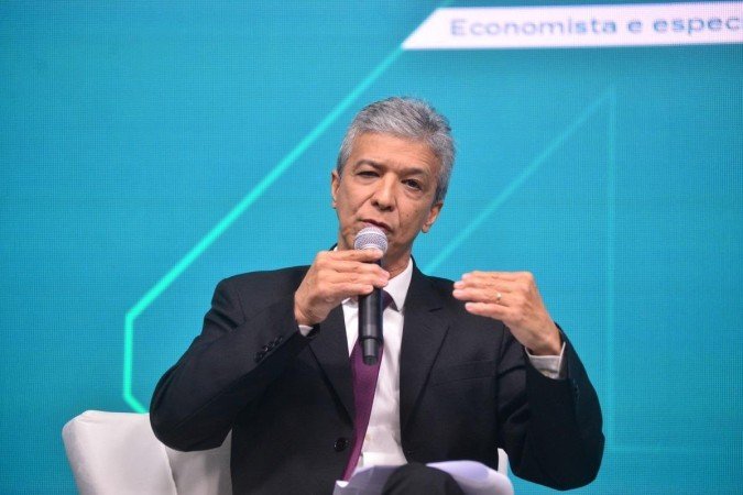  22/08/2023 Credito: Ed Alves/CB/DA.Press. Politica. Correio Debate. Reforma Tributária - Uma oportunidade para o Combate ao MercadoIlegal. Painel 02. Na foto Pery Shikida - Economista e Especialista em Economia do Crime. 