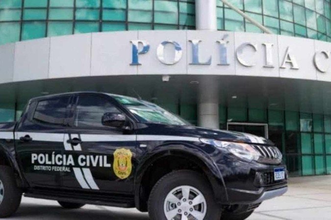 A polícia descobriu que a arma usada no crime foi buscada em uma barbearia da região - (crédito: Divulgação/PCDF) A polícia descobriu que a arma usada no crime foi buscada em uma barbearia da região - (crédito: Divulgação/PCDF)