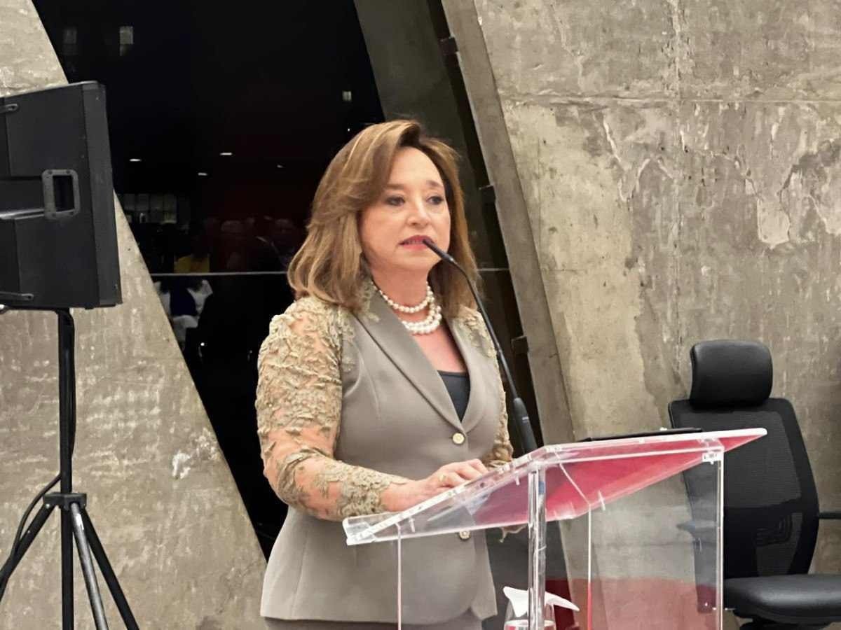Livro homenageia ministra Assusete Magalhães, uma pioneira da Justiça
