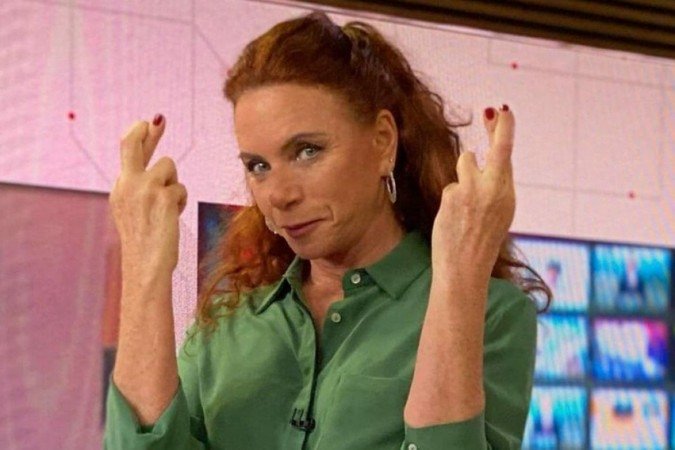 Contratada da Globo desde meados do final da década de 1970, Leilane Neubarth é um dos nomes mais experientes do setor jornalístico da emissora, e desde 2009 trabalha como âncora no canal de notícias exibido na TV por assinatura -  (crédito: Reprodução/Instagram)