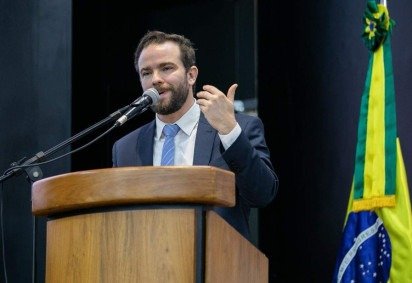 O novo ministro ocupava até então o posto de secretário-executivo da pasta, sendo o número dois na hierarquia do Ministério da Fazenda -  (crédito: Washington Costa/MF) -O novo ministro ocupava até então o posto de secretário-executivo da pasta, sendo o número dois na hierarquia do Ministério da Fazenda -  (crédito: Washington Costa/MF)