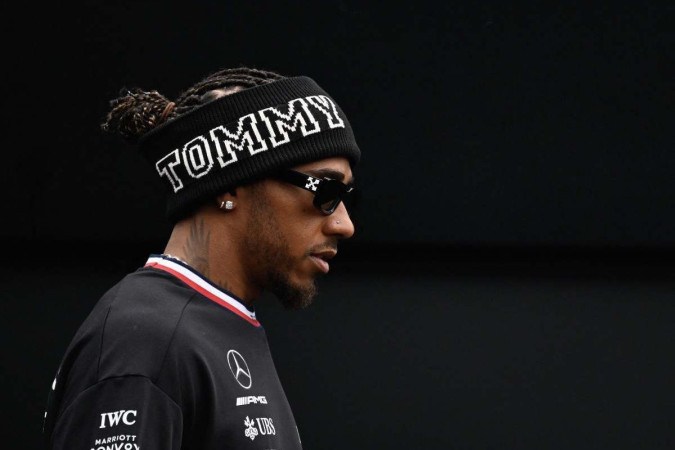 Hamilton é piloto da Mercedes desde 2013 -  (crédito:  John THYS / AFP)