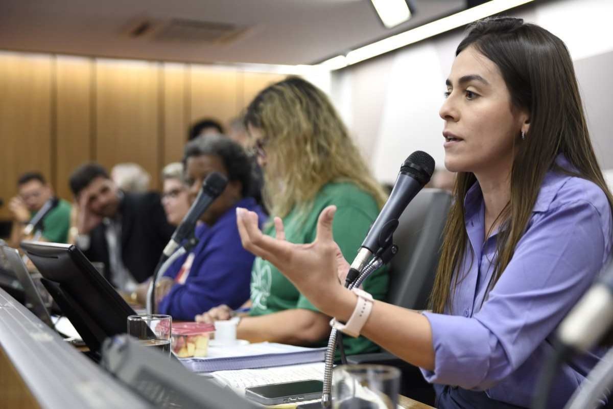 Deputada de Minas é a sétima parlamentar ameaçada de estupro