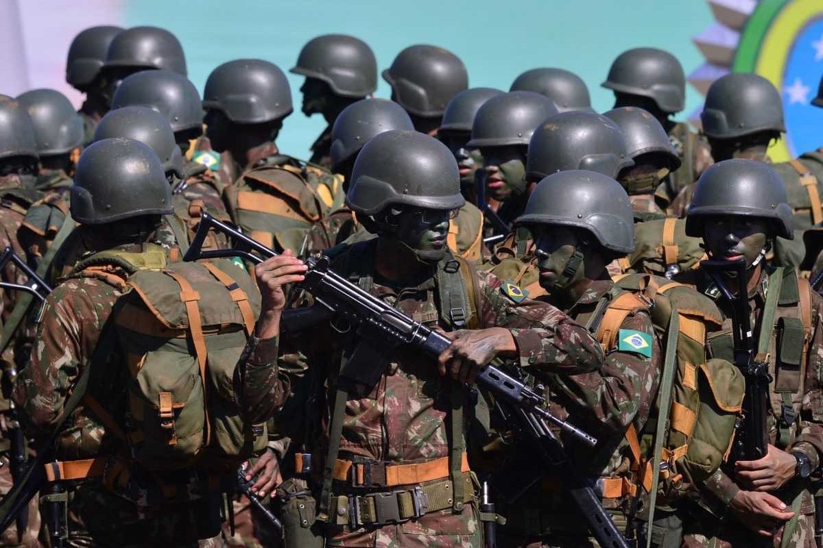 Governo autoriza entrada de militares norte-americanos no Brasil