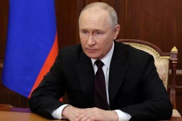 Decreto é parte da tentativa de Putin de reafirmar autoridade, após motim do grupo Wagner em junho, dizem analistas -  (crédito: Reuters)