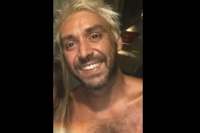 O maquiador Ricardo Tavares estava internado desde o dia 22 de agosto - (crédito: Redes Sociais) O maquiador Ricardo Tavares estava internado desde o dia 22 de agosto - (crédito: Redes Sociais)