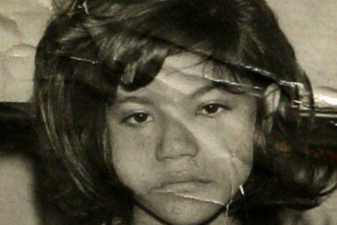 Aos 56 anos, Apolonia Flores conta para a BBC Mundo os acontecimentos que antecederam sua prisão aos 12 anos - (crédito: ARCHIVO PARA LA MEMORIA Y LOS DD.HH.) Aos 56 anos, Apolonia Flores conta para a BBC Mundo os acontecimentos que antecederam sua prisão aos 12 anos - (crédito: ARCHIVO PARA LA MEMORIA Y LOS DD.HH.)