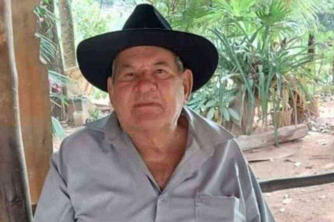 Dono de bar, idoso é executado a pauladas ao negar cachaça a sobrinho em MG - (crédito: EM Gerais) Dono de bar, idoso é executado a pauladas ao negar cachaça a sobrinho em MG - (crédito: EM Gerais)