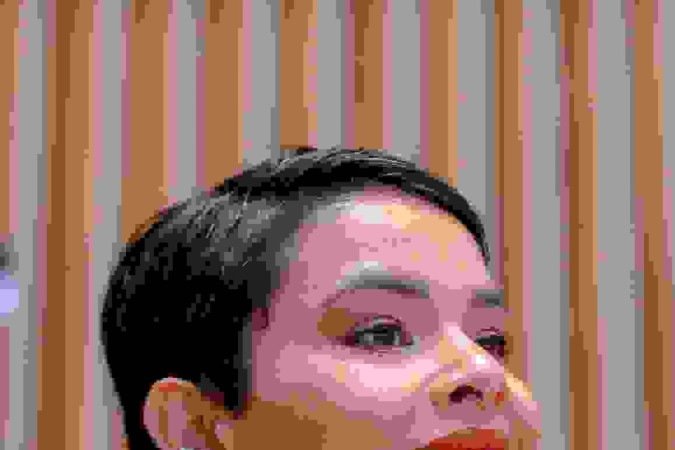 Jiula Campos, 33, fala sobre violência sofrida por ex-companheiro em audiência pública na CLDF para discutir combate ao feminicídio