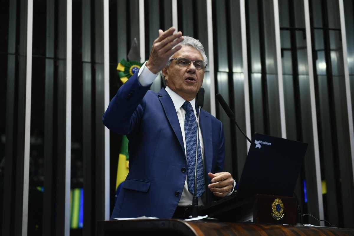Governador de Goiás rebate desembargador que pediu o fim da PM: 'desrespeitoso'