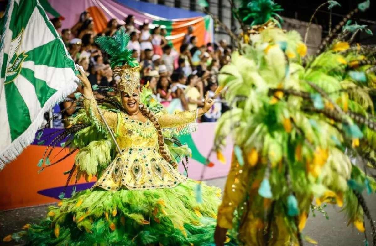 Escola Gigante do Samba, campeã por 12 vezes consecutivas no carnaval de Pernambuco. 