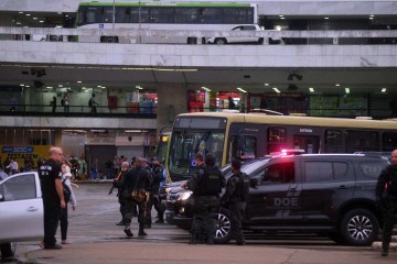 De ambulantes a taxistas: grupos transformam centro da capital em feira de drogas -  (crédito:  Ed Alves/CB/DA.Press)