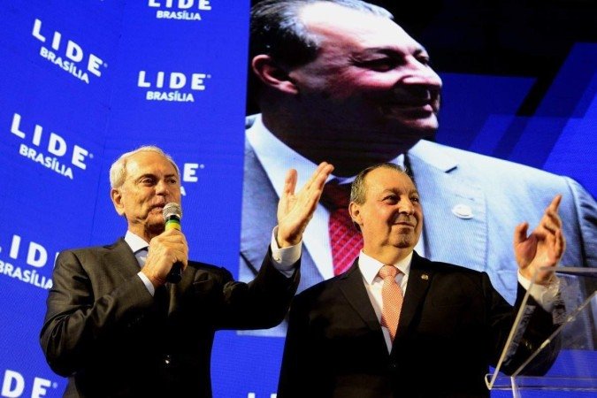 Paulo Octavio foi anfitrião do almoço que homenageou Omar Aziz