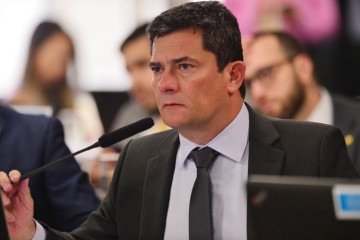Moro nasceu em Maringá (PR), em 1º de agosto de 1972. Formou-se em Direito pela Universidade Estadual de Maringá (UEM) e fez mestrado e doutorado em Direito do Estado pela Universidade Federal do Paraná (UFPR) - (crédito: Ed Alves/CB/DA.Press) Moro nasceu em Maringá (PR), em 1º de agosto de 1972. Formou-se em Direito pela Universidade Estadual de Maringá (UEM) e fez mestrado e doutorado em Direito do Estado pela Universidade Federal do Paraná (UFPR) - (crédito: Ed Alves/CB/DA.Press)