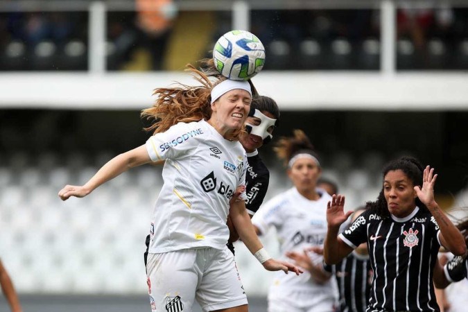 Brasileirão Feminino de futebol apontará os finalistas neste sábado