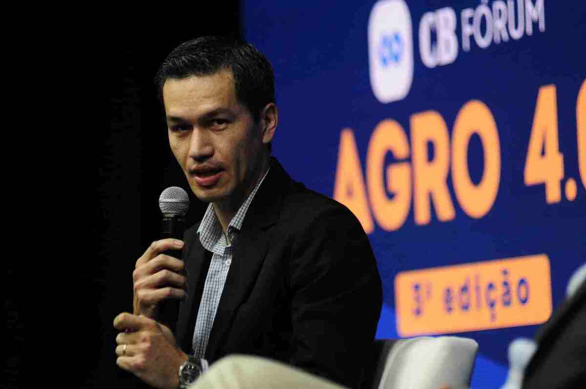 Kleberson Angelossi, da Cooperativa Agroindustrial de cascavel ((Coopavel), explica no CB Fórum Agro 4.0 como a tecnologia impulsiona a produção avícola -  (crédito: Minervino Júnior/D.A Press/CB)