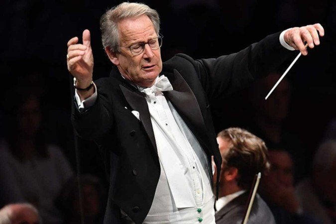 Maestro britânico Gardiner cancela compromissos após agredir cantor
- (crédito: Divulgação/Monteverdi) Maestro britânico Gardiner cancela compromissos após agredir cantor
- (crédito: Divulgação/Monteverdi)