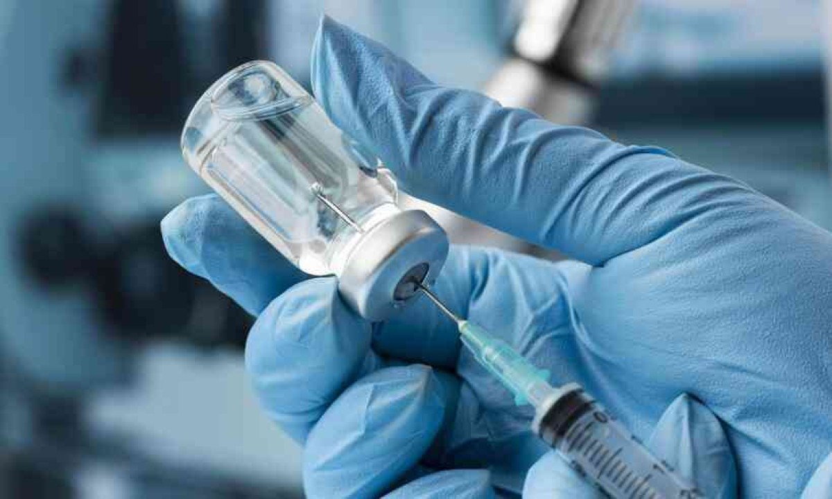 Nova vacina da covid-19 é aprovada na União Europeia 
