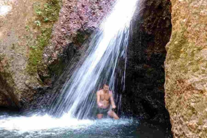 Cachoeira do Buracão, Vale do São Pedro, em São João d'Aliança-GO, portal da Chapada dos Veadeiros. Agosto de 2023