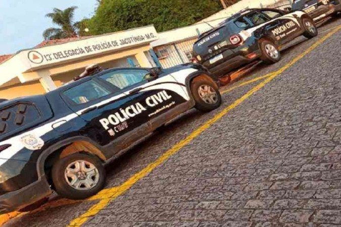Quadrilha presa pela Polícia de Jacutinga era formada por marido, mulher e cunhado - (crédito: PCMG) Quadrilha presa pela Polícia de Jacutinga era formada por marido, mulher e cunhado - (crédito: PCMG)