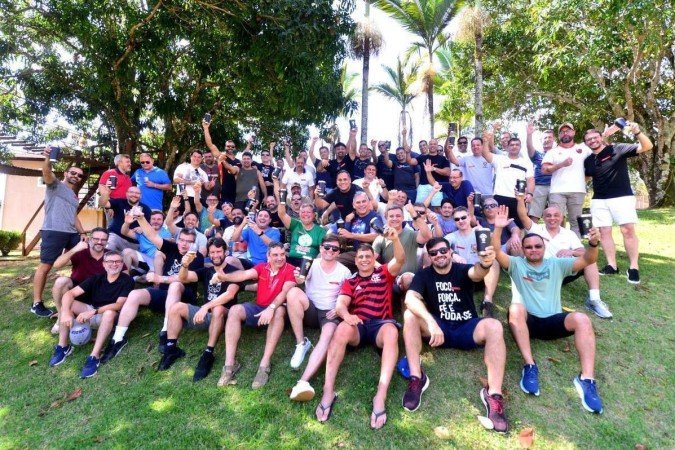 O encontro de antigos amigos é também uma oportunidade de renovar os laços, relembrar o ado e ajudar os outros - (crédito: Ed Alves/CB/DA.Press) O encontro de antigos amigos é também uma oportunidade de renovar os laços, relembrar o ado e ajudar os outros - (crédito: Ed Alves/CB/DA.Press)