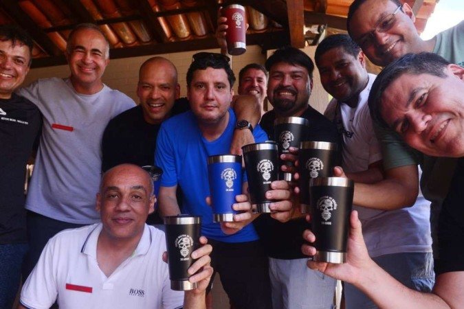  01/09/2023 Credito: Ed Alves/CB/DA.Press. Cidades. Encontro 30 Anos - Amigos - Alunos - CMB - Turma de 1993. 