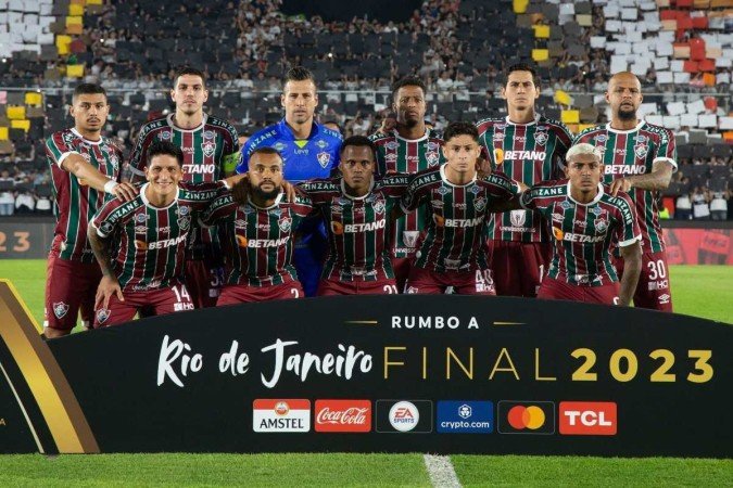 Fórmula do sucesso: o time titular do Fluminense tem a maior média de idade entre os semifinalistas da Libertadores. Felipe Melo e Fábio brilham acima dos 40 anos - (crédito: MARCELO GONCALVES / FLUMINENSE) Fórmula do sucesso: o time titular do Fluminense tem a maior média de idade entre os semifinalistas da Libertadores. Felipe Melo e Fábio brilham acima dos 40 anos - (crédito: MARCELO GONCALVES / FLUMINENSE)