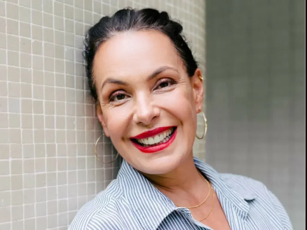 Carolina Ferraz revela experiência ‘inédita’ com massagem tântrica: Carolina Ferraz revela experiência ‘inédita’ com massagem tântrica: