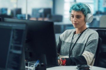O conhecimento, mesmo que não profundo, das ferramentas de IA pode atrair empregadores -  (crédito: Getty Images)
