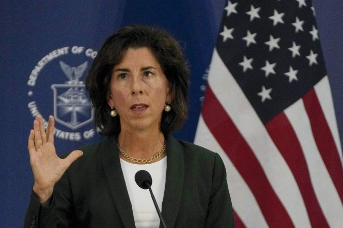 Na semana passada, Gina Raimondo visitou a China e teve conversas com seu homólogo, Wang Wentao, e com o primeiro-ministro Li Qiang -  (crédito:  AFP)