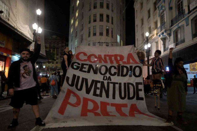 Maioria dos mortos pela polícia no país são negros e jovens - (crédito: EM Gerais) Maioria dos mortos pela polícia no país são negros e jovens - (crédito: EM Gerais)