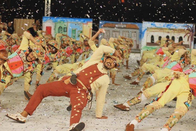 Quadrilha Si Bobiá a Gente Pimba, de Samambaia Sul. 