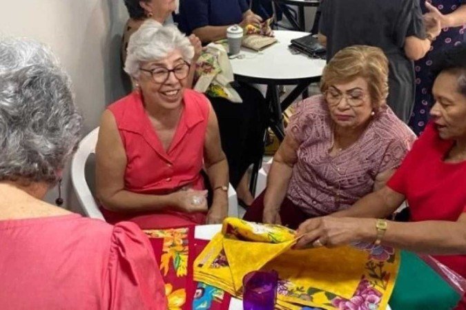 Grupo bordelando se encontra no salão de festas do salão da 307 sul - (crédito: Reprodução Instagram @ bordelandobsb) Grupo bordelando se encontra no salão de festas do salão da 307 sul - (crédito: Reprodução Instagram @ bordelandobsb)