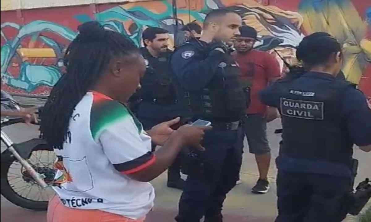 Mulher quilombola denuncia racismo sofrido durante partida de futebol  