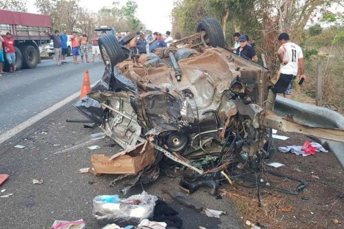 Mulher e enteadas de ex-presidente da Funai morrem em acidente na BR-020