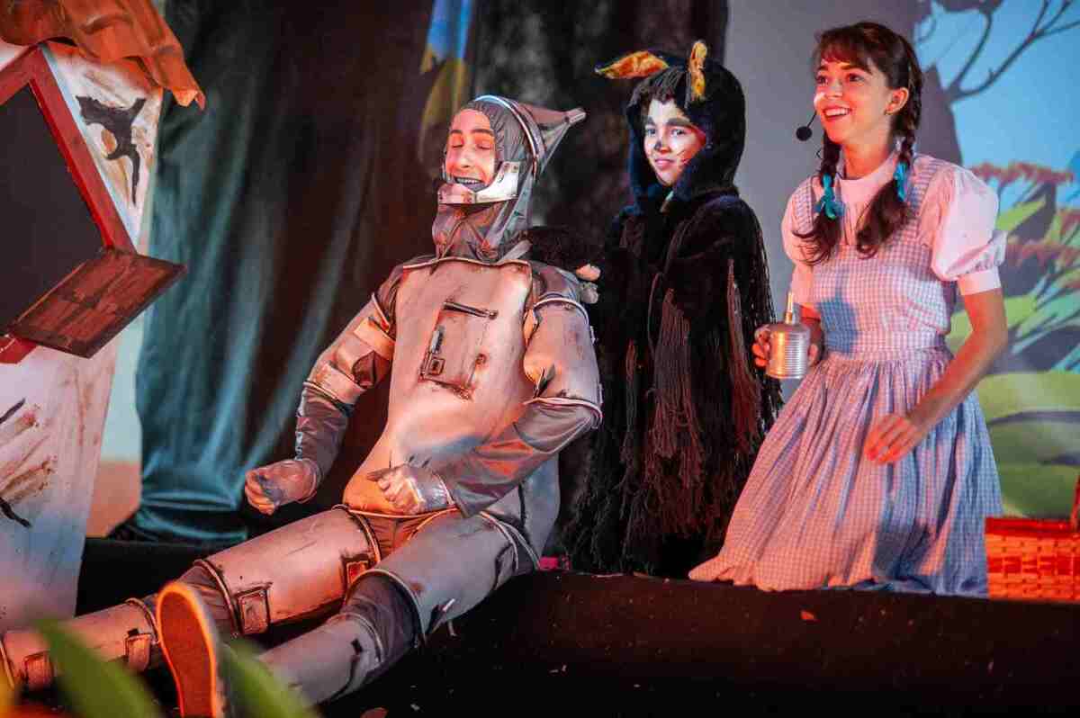 A peça infantil 'Oz no Cerrado' -  (crédito: Divulgação)