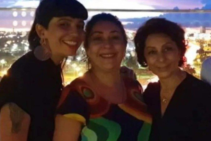 Michelle Mascarenhas, Karla Mascarenhas e Rosita Mascarenhas morreram após um acidente na BR-020 - (crédito: Reprodução/Redes sociais) Michelle Mascarenhas, Karla Mascarenhas e Rosita Mascarenhas morreram após um acidente na BR-020 - (crédito: Reprodução/Redes sociais)