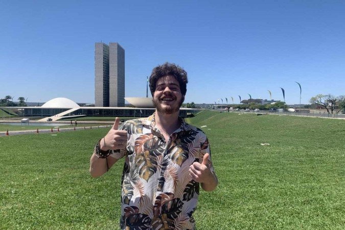 O carioca Gutierre Barbosa se encantou com as obras de Niemeyer