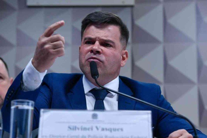 Defesa de Silvinei Vasques alega que não há fundamento jurídico para a prisão preventiva
- (crédito: Agência Senado/Reprodução) Defesa de Silvinei Vasques alega que não há fundamento jurídico para a prisão preventiva
- (crédito: Agência Senado/Reprodução)
