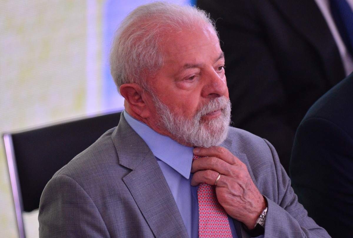 Lula ironiza promessa de ajuda ambiental: 