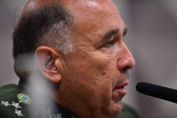 'Eu participei de um cafezinho de cortesia com o doutor Anderson Torres no dia 6/1 às 10h', comentou Dutra. 'O secretário havia acabado de assumir a função, eu fui convidado para conhecê-lo', emendou o general, que à época ocupava o cargo de comandante militar do Exército -  (crédito:  Ed Alves/CB/DA.Press)