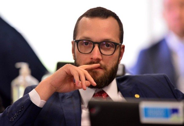  Ed Alves/CB/DA.Press